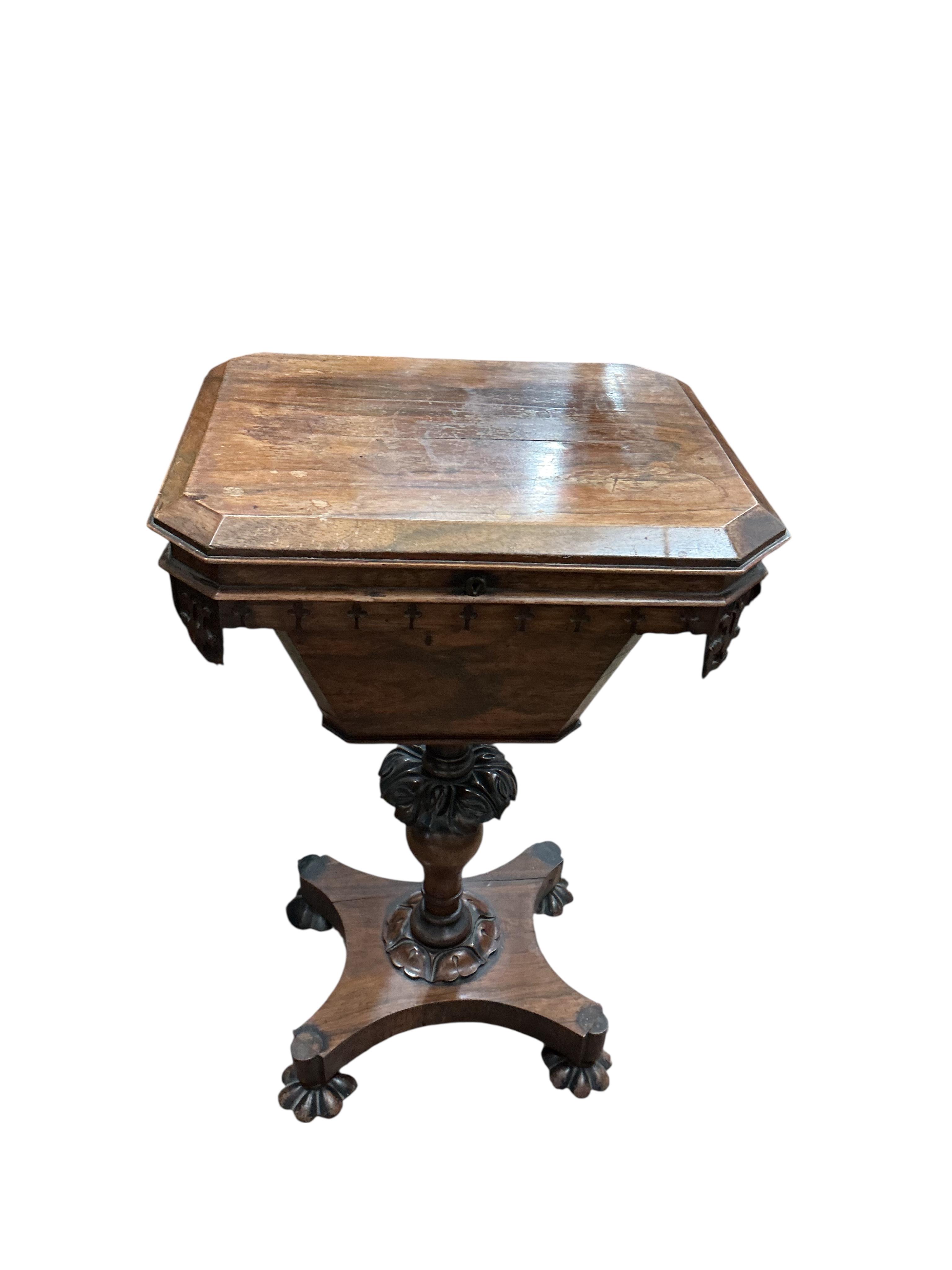 A William IV rosewood work table, width 48cm, depth 40cm, height 74cm
